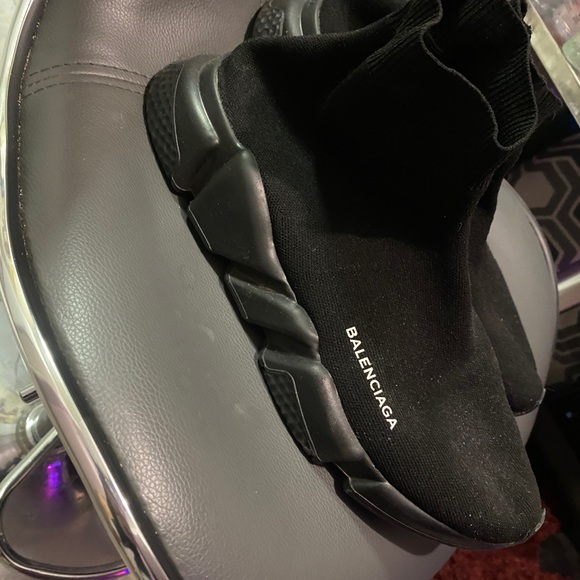 Men Balenciaga Sock Trainers ( Very authentic) - Picture 3 of 3